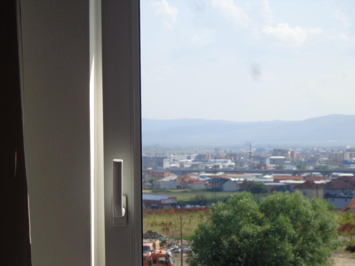 Hotel Rio Pristina Exterior photo